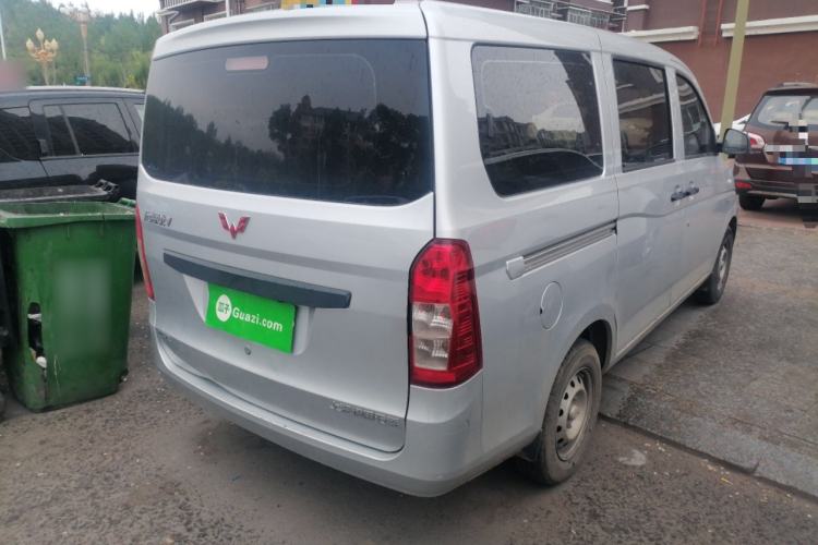 Used Wuling Rongguang V 2016 1.5L Practical Version Rear Right 45 Deg