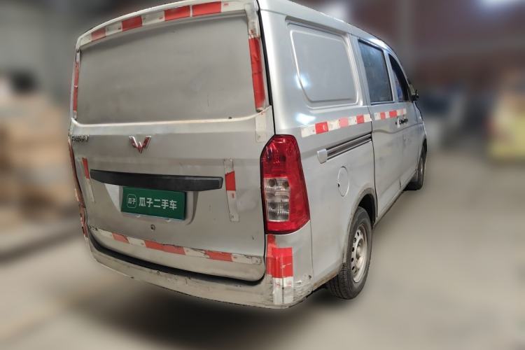 Used Wuling Rongguang V 2016 1.2L Practical Model Non-Power-Assisted Rear Right 45 Deg