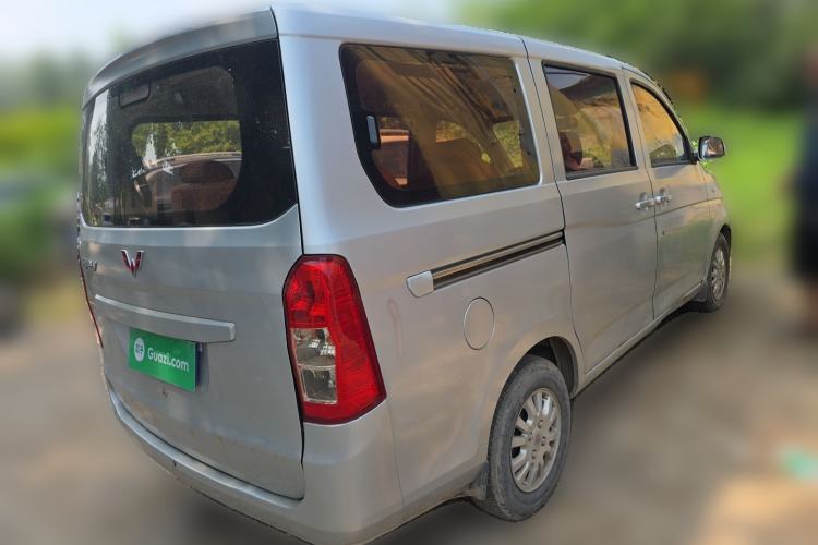 Used Wuling Rongguang V 2016 1.2L Standard Version Rear Right 45 Deg
