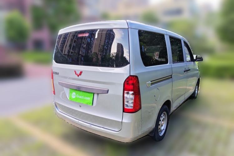 Used Wuling Rongguang V 2016 1.5L Practical Version Non-Power-Assisted Rear Right 45 Deg
