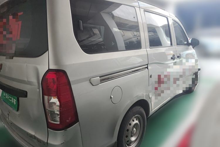Used Wuling Rongguang V 2016 1.2L Practical Version Rear Right 45 Deg
