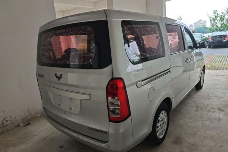 Used Wuling Rongguang V 2016 1.5L Standard Version Rear Right 45 Deg