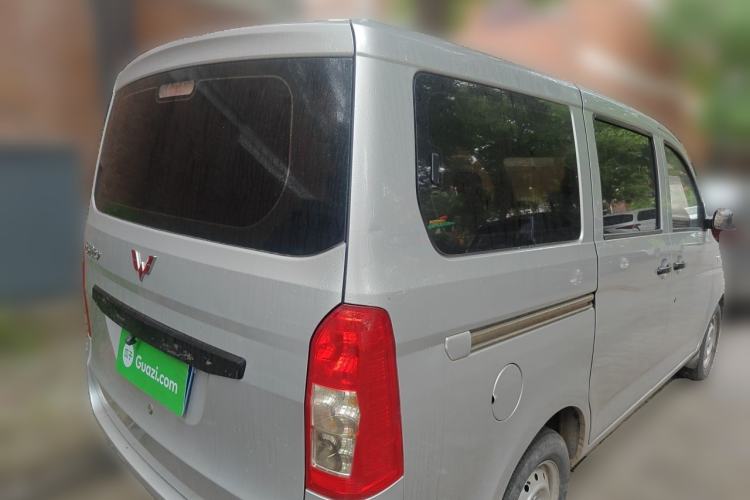 Used Wuling Rongguang V 2016 1.2L Practical Version Rear Right 45 Deg