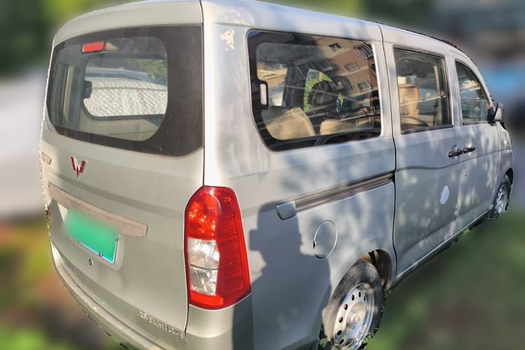 Used Wuling Rongguang V 2016 1.5L Practical Version Rear Right 45 Deg