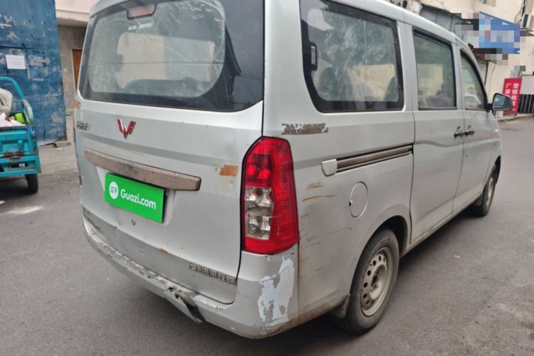 Used Wuling Rongguang V 2016 1.5L Practical Version Rear Right 45 Deg