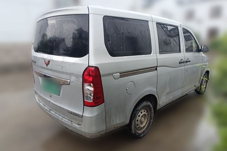 Used Wuling Rongguang V 2016 1.2L Practical Version Rear Right 45 Deg