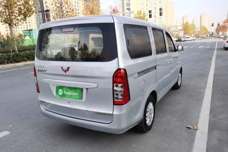 Used Wuling Rongguang V 2016 1.5L Standard Version Rear Right 45 Deg