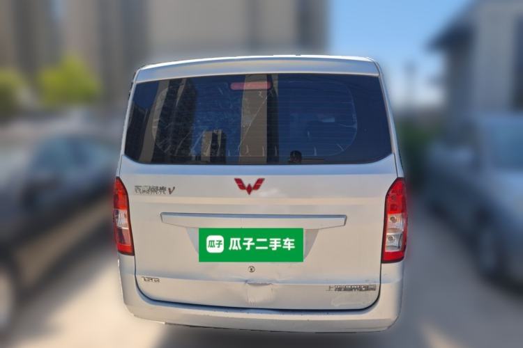 Used Wuling Rongguang V 2016 1.5L Standard Version Rear