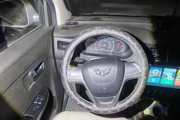 Used Wuling Rongguang V 2016 1.5L Standard Version Steering Wheel