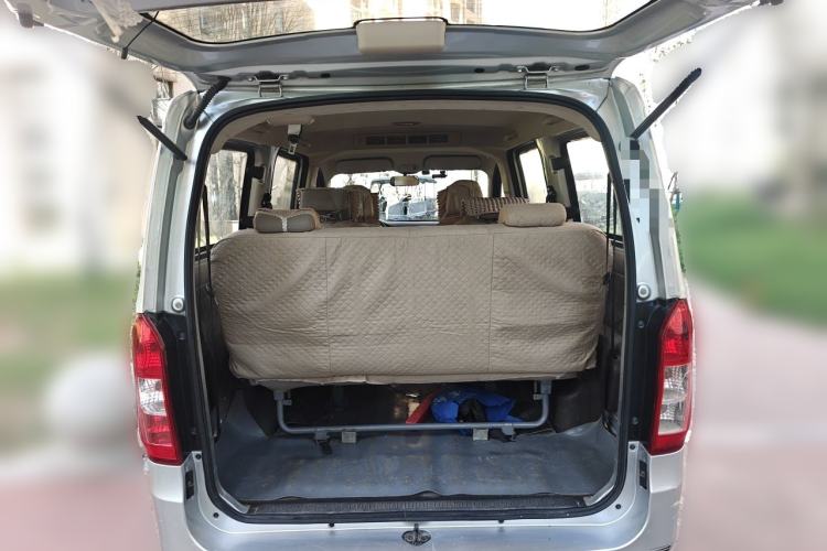 Used Wuling Rongguang V 2016 1.5L Standard Version Trunk