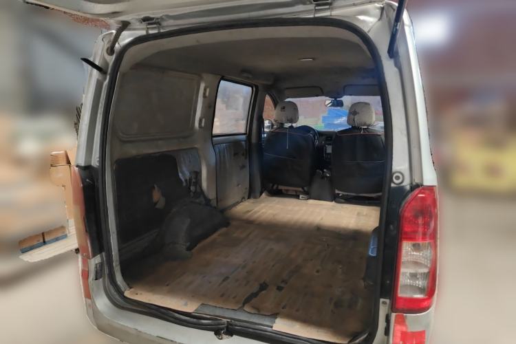 Used Wuling Rongguang V 2016 1.2L Practical Model Non-Power-Assisted Trunk