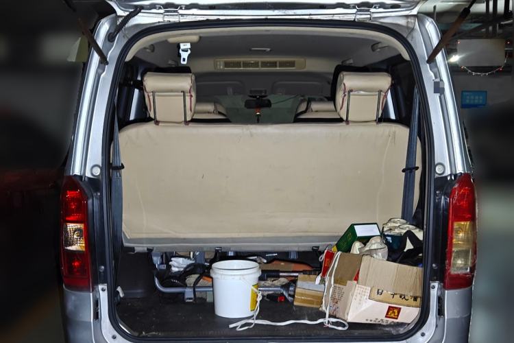 Used Wuling Rongguang V 2016 1.5L Standard Version Trunk