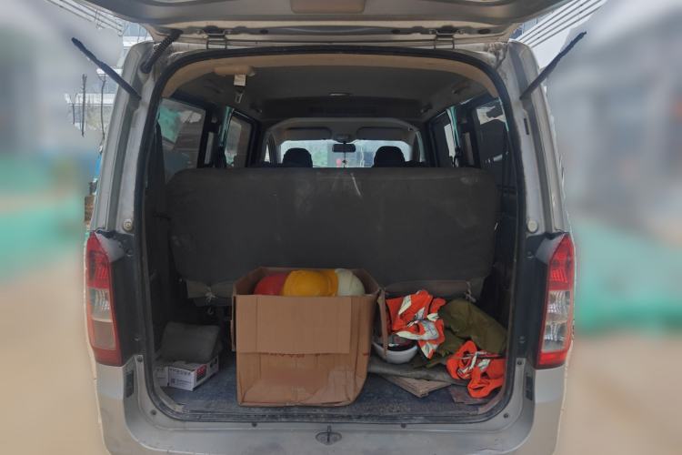 Used Wuling Rongguang V 2016 1.2L Standard Version Trunk