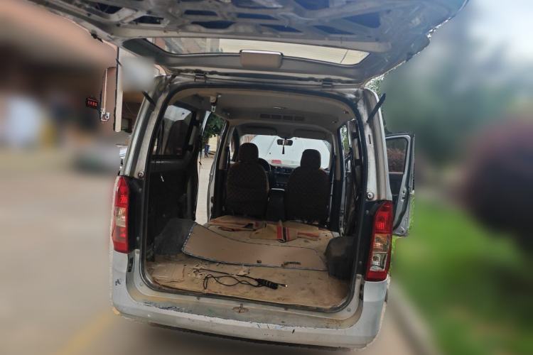 Used Wuling Rongguang V 2016 1.5L Standard Version Trunk