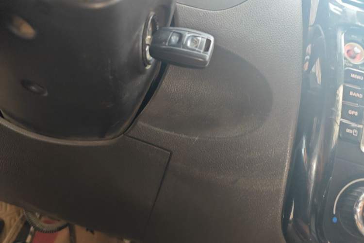 Used Wuling Rongguang V 2016 1.5L Standard Version Vehicle Key