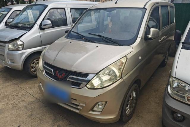 Used Wuling Rongguang V 2016 1.5L Standard Version