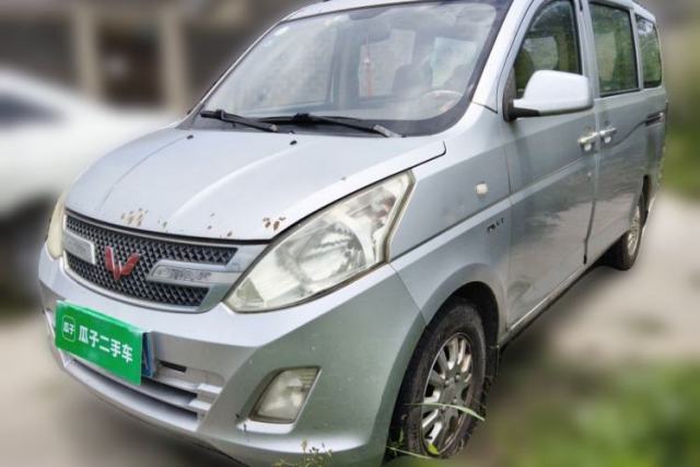 Used Wuling Rongguang V 2016 1.5L Standard Version