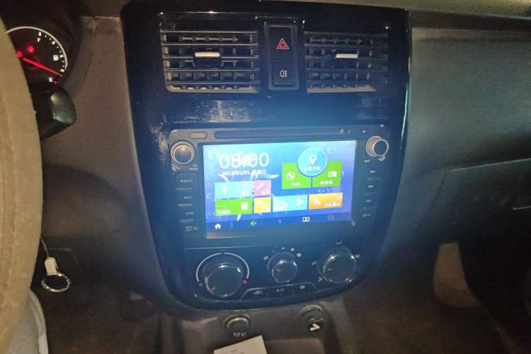 Used Wuling Rongguang V 2016 1.5L Standard Version Audio And AC Panel