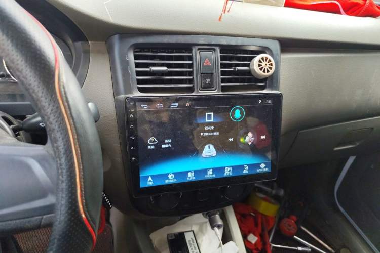 Used Wuling Rongguang V 2016 1.5L Practical Version Audio And AC Panel