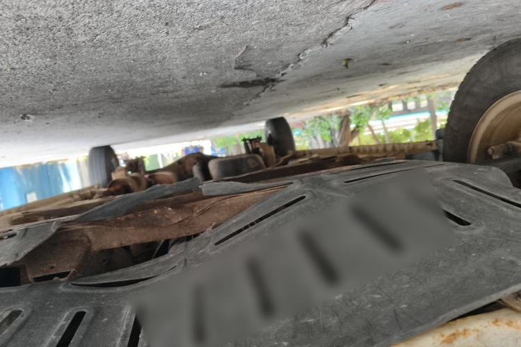 Used Wuling Rongguang V 2016 1.5L Standard Version Chassis Front