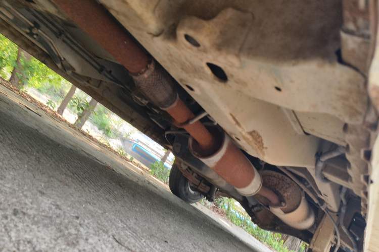Used Wuling Rongguang V 2016 1.5L Standard Version Chassis Front Left