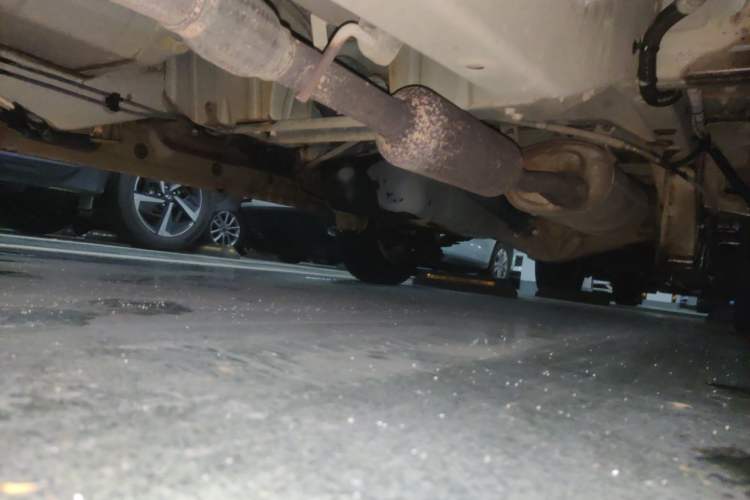 Used Wuling Rongguang V 2016 1.5L Standard Version Chassis Front Left