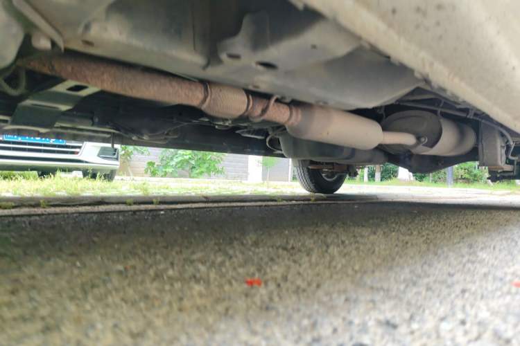 Used Wuling Rongguang V 2016 1.5L Standard Version Chassis Front Left