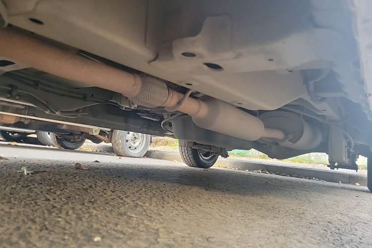 Used Wuling Rongguang V 2016 1.5L Standard Version Chassis Front Left