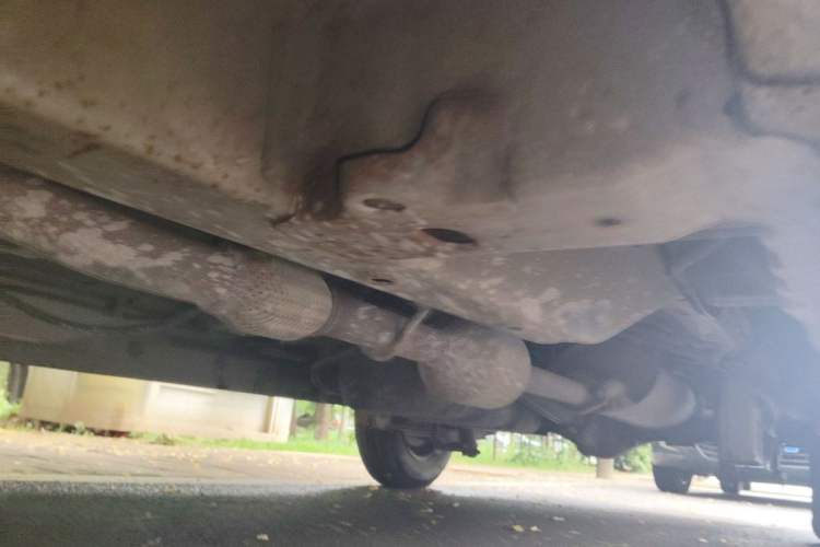 Used Wuling Rongguang V 2016 1.2L Practical Version Chassis Front Left