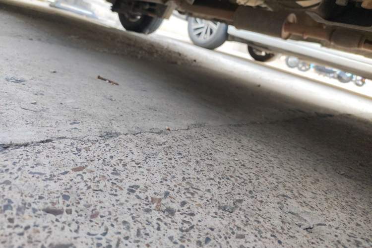 Used Wuling Rongguang V 2016 1.2L Standard Version Chassis Front Right