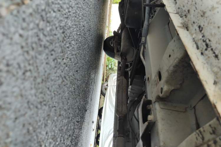 Used Wuling Rongguang V 2016 1.5L Standard Version Chassis Front Right