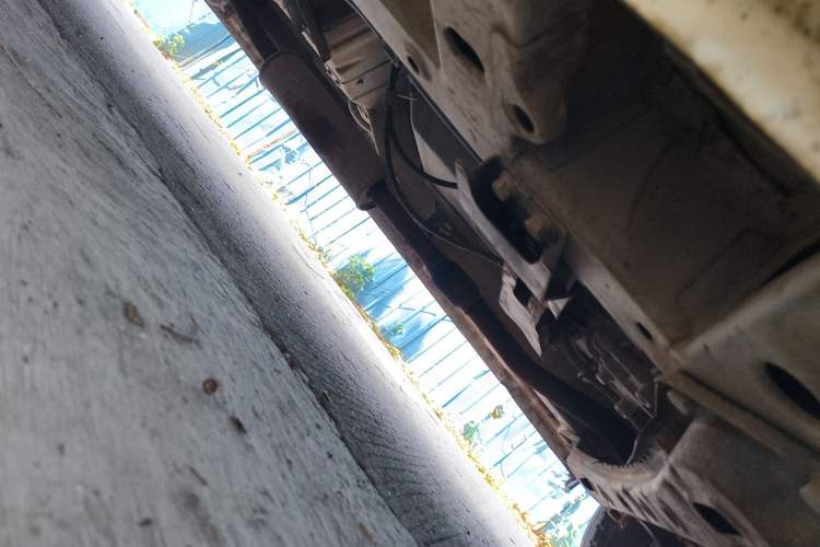 Used Wuling Rongguang V 2016 1.5L Standard Version Chassis Front Right