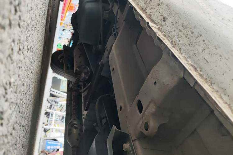 Used Wuling Rongguang V 2016 1.2L Practical Version Chassis Front Right