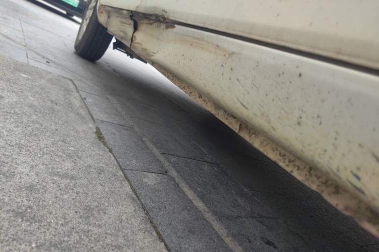 Used Wuling Rongguang V 2016 1.5L Standard Version Chassis Front Right