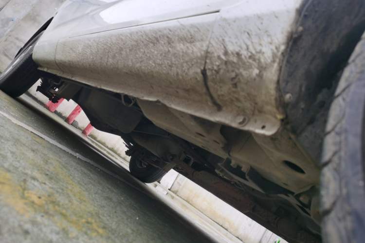 Used Wuling Rongguang V 2016 1.5L Standard Version Chassis Front Right