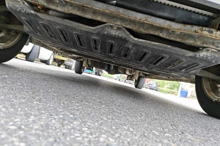 Used Wuling Rongguang V 2016 1.5L Standard Version Chassis Front