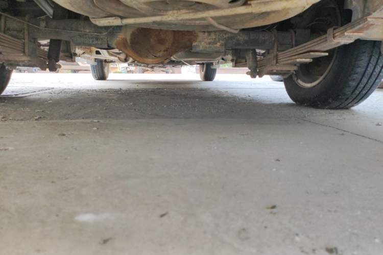 Used Wuling Rongguang V 2016 1.2L Standard Version Chassis Rear