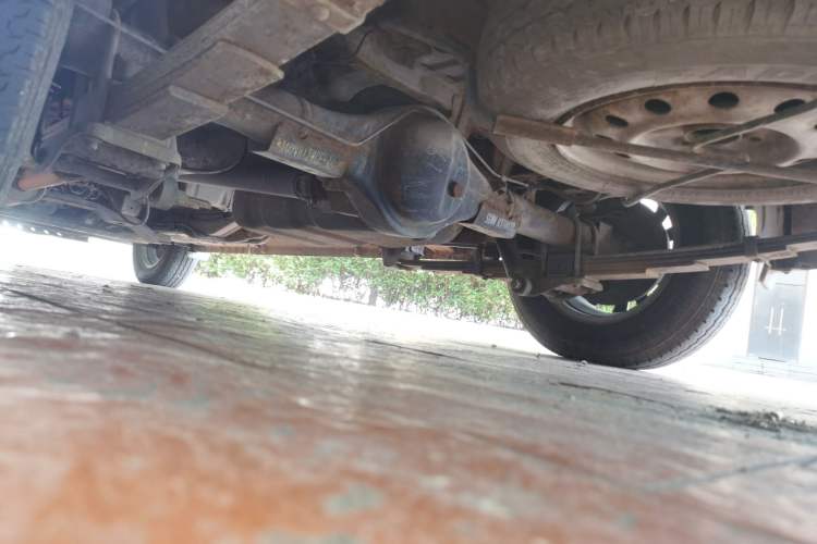 Used Wuling Rongguang V 2016 1.2L Standard Version Chassis Rear Left