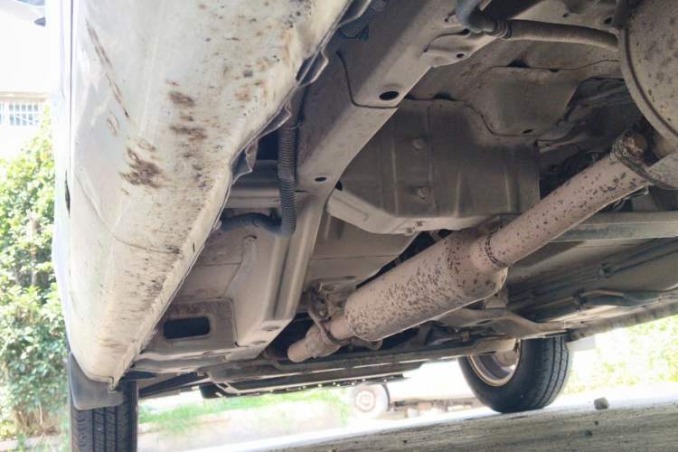Used Wuling Rongguang V 2016 1.5L Standard Version Chassis Rear Left