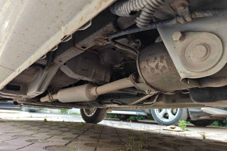 Used Wuling Rongguang V 2016 1.5L Standard Version Chassis Rear Left