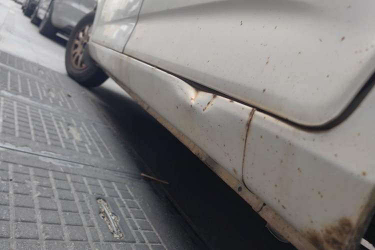 Used Wuling Rongguang V 2016 1.5L Standard Version Chassis Rear Left