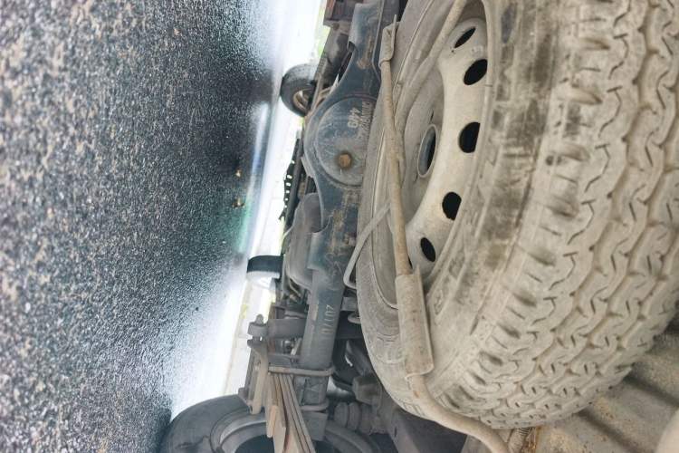 Used Wuling Rongguang V 2016 1.2L Standard Version Chassis Rear