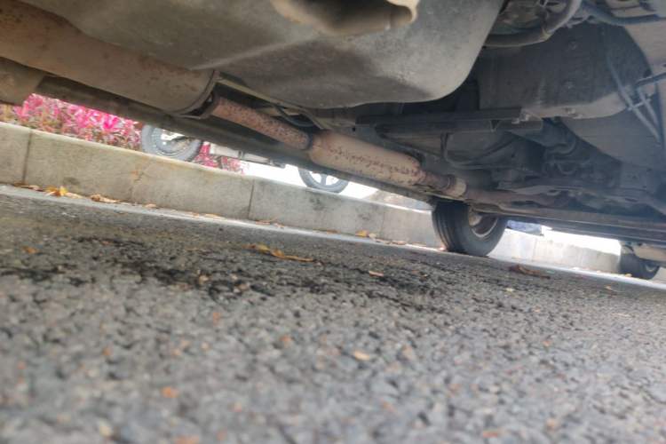 Used Wuling Rongguang V 2016 1.5L Practical Version Chassis Rear Right