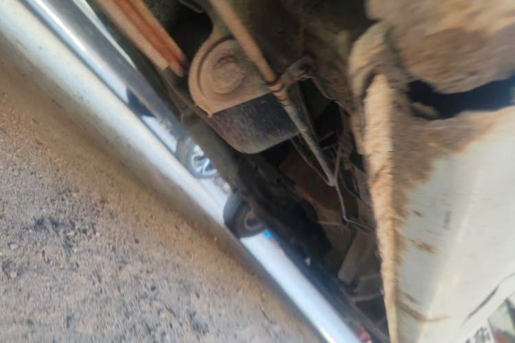 Used Wuling Rongguang V 2016 1.5L Standard Version Chassis Rear Right