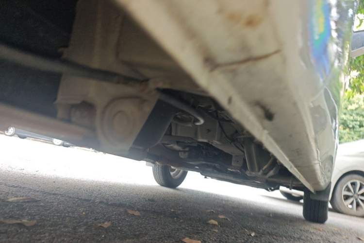 Used Wuling Rongguang V 2016 1.5L Standard Version Chassis Rear Right