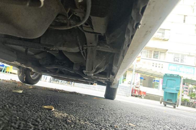 Used Wuling Rongguang V 2016 1.5L Standard Version Chassis Rear Right