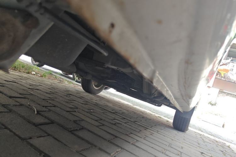 Used Wuling Rongguang V 2016 1.5L Standard Version Chassis Rear Right