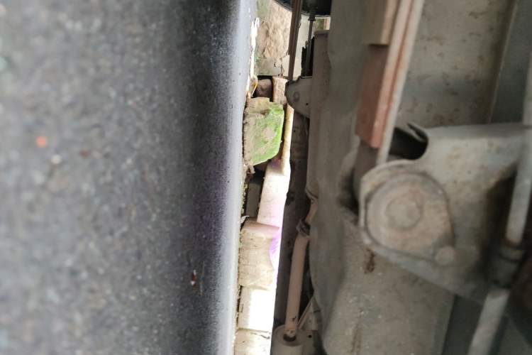 Used Wuling Rongguang V 2016 1.2L Practical Version Chassis Rear Right