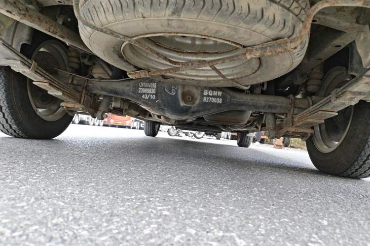 Used Wuling Rongguang V 2016 1.5L Standard Version Chassis Rear