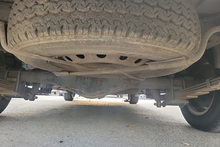 Used Wuling Rongguang V 2016 1.5L Standard Version Chassis Rear